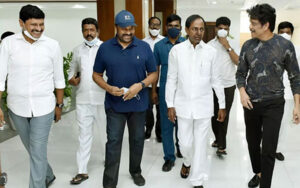 Chiranjeevi meets KCR along with Nagarjuna